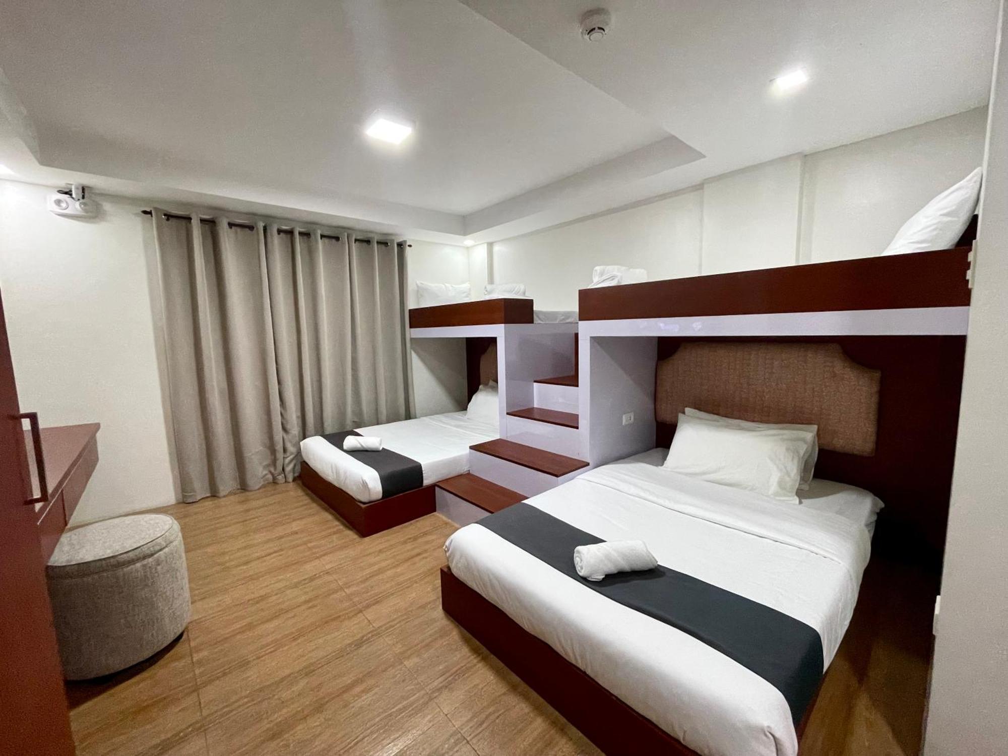 Staycation Hotel San Jose  Exterior photo